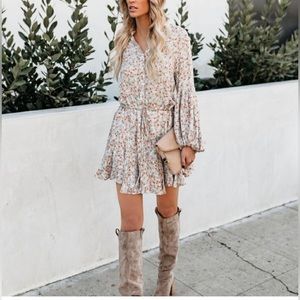 EUC Vici Size Small Forever + Always Balloon Sleeve Dress size Small